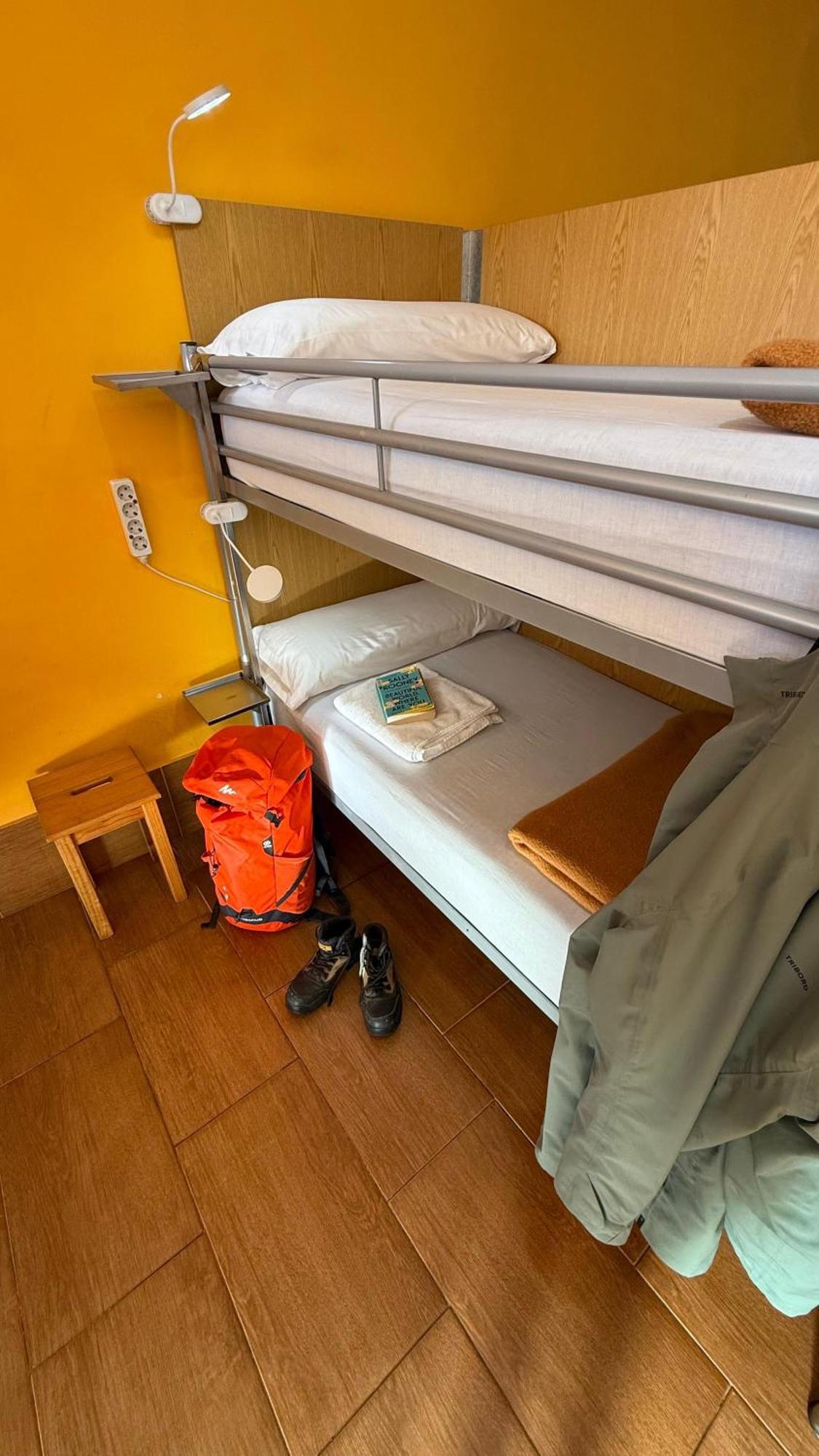 Albergue Lecer Sobrado Porta Eksteriør billede